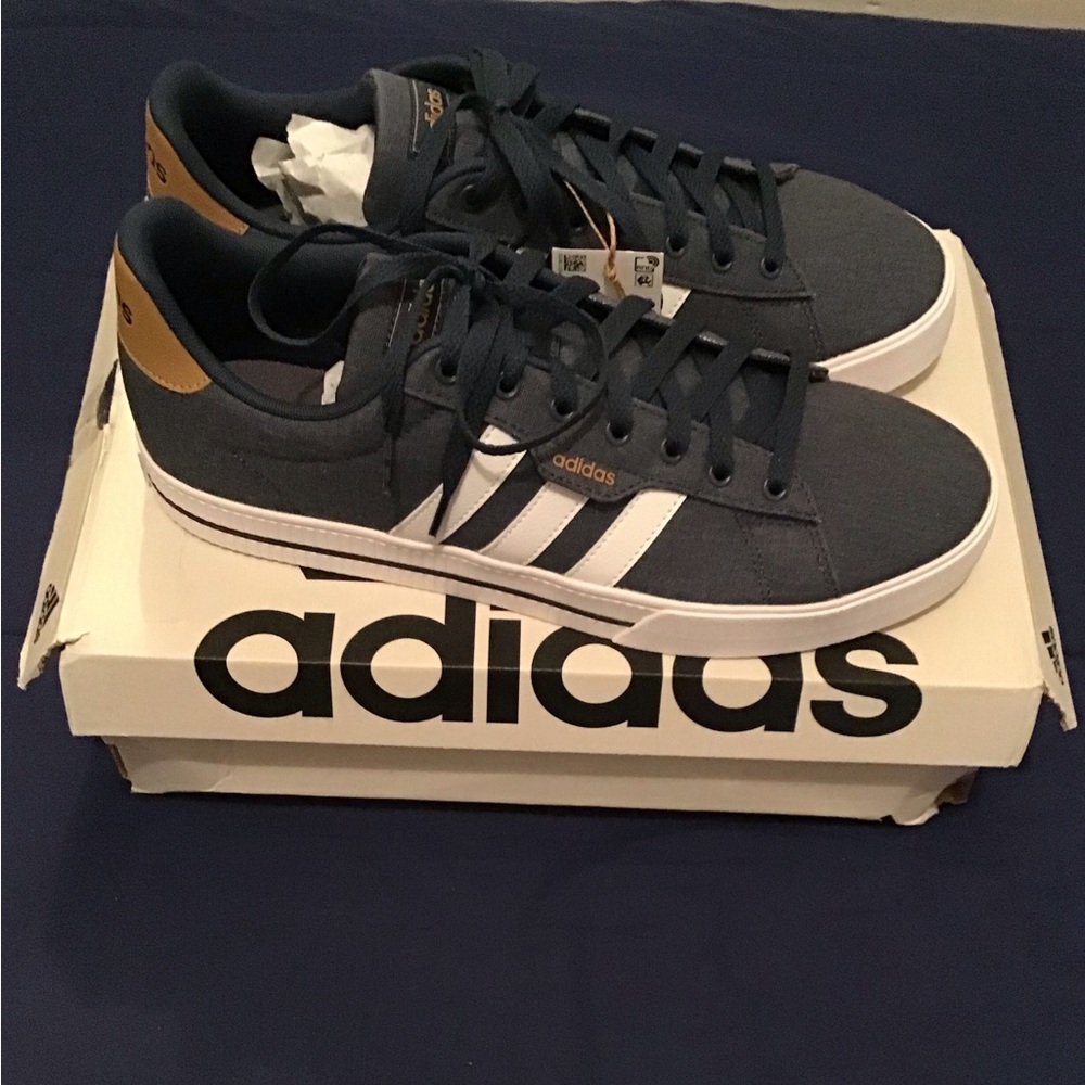 Adidas daily 3.0 men’s size 12, navy, new with tags